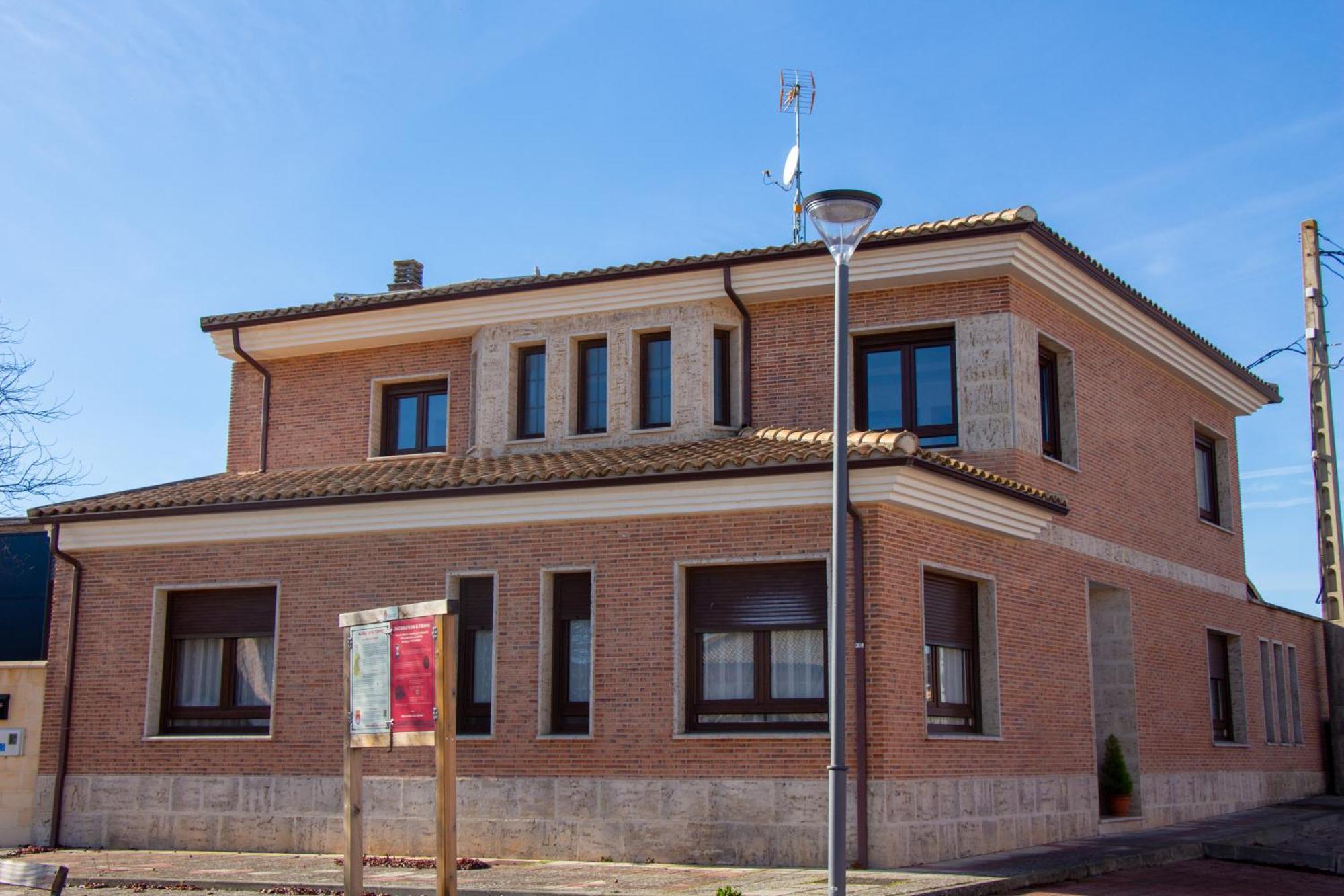 Casa Villa Luna Magaz De Pisuerga Exterior photo